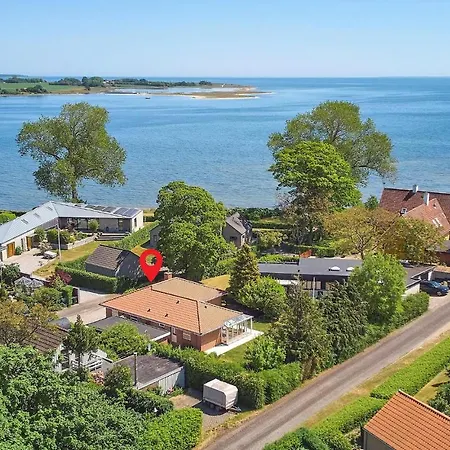 Beautiful In Juelsminde With House Sea View *